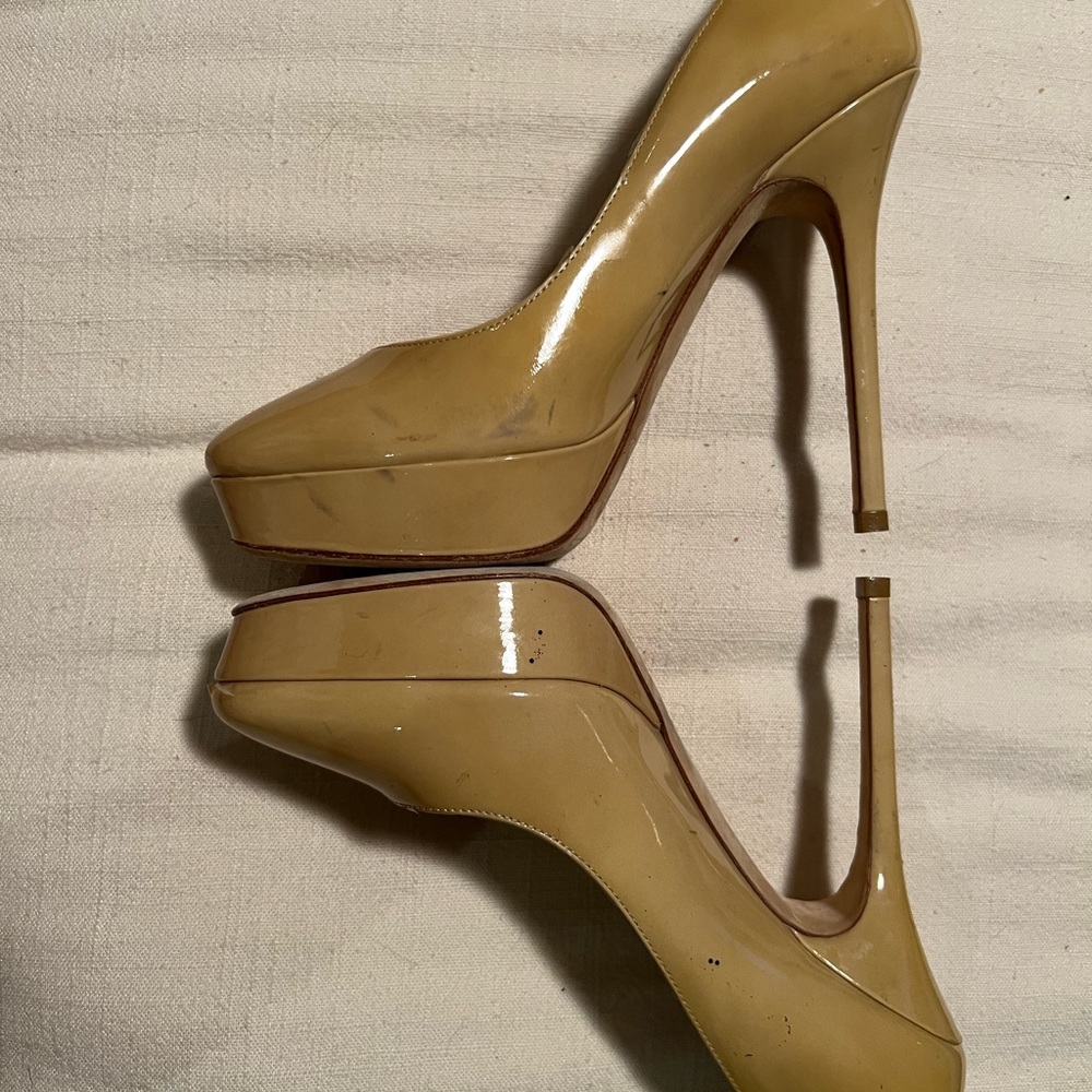 Jimmy choo patent leather heels